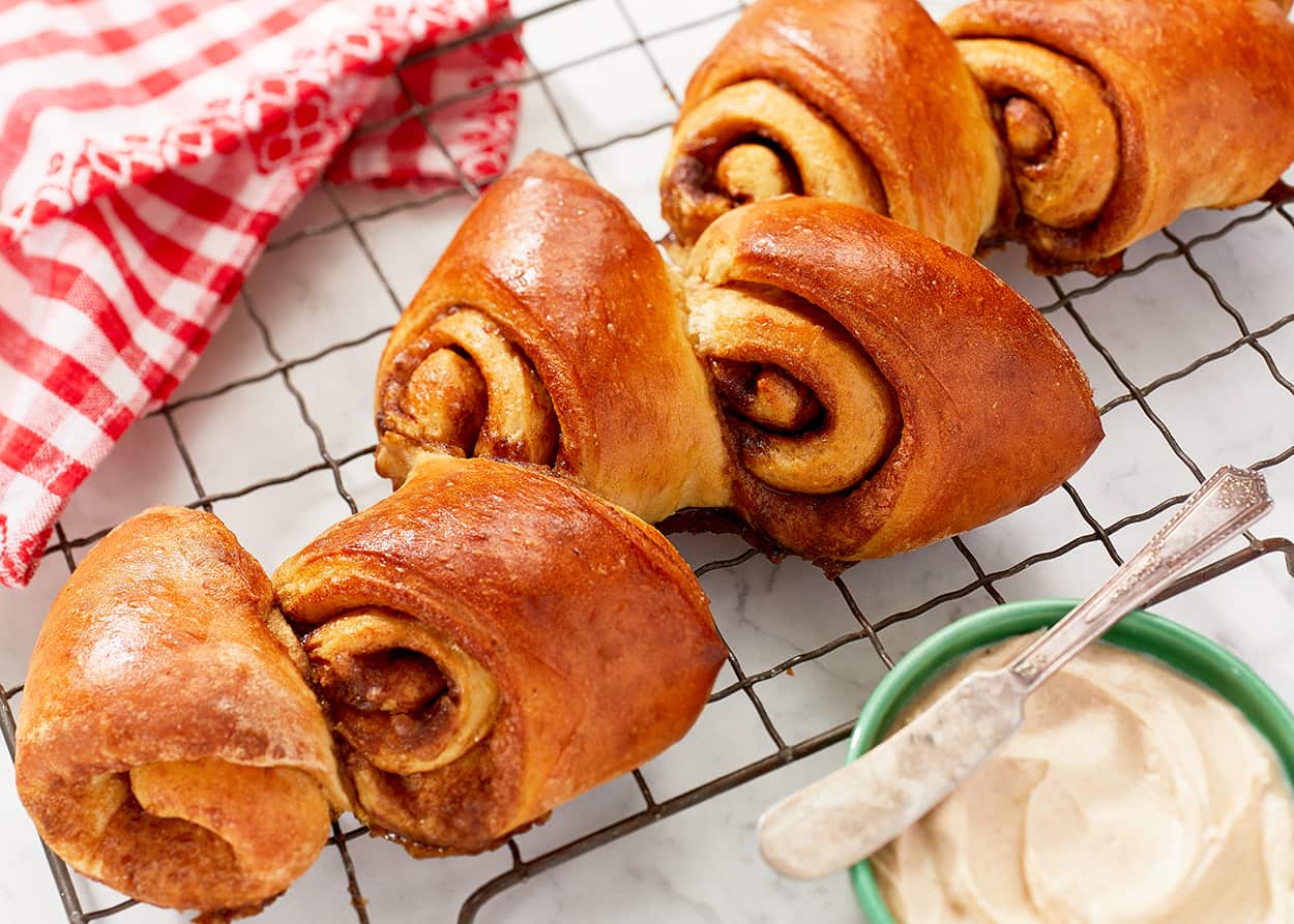 Cinnamon roll bread and sweet cinnamon cream cheese