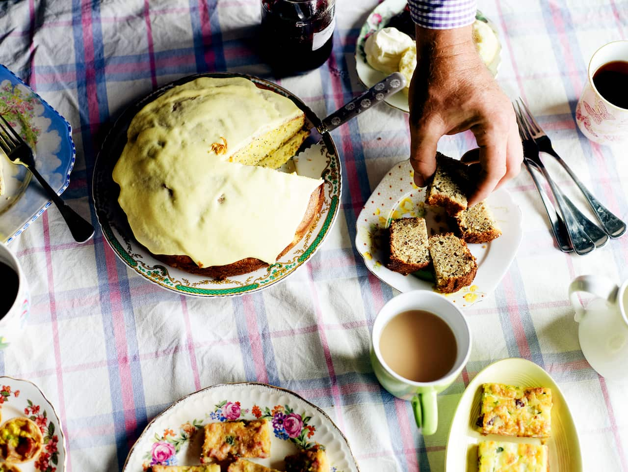 Orange and poppyseed cake with citrus icing