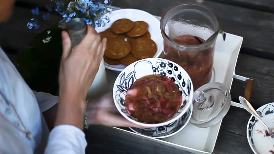 rhubarb compote 2.jpg
