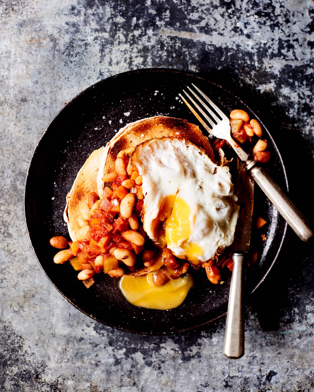 Slow-cooked baked beans