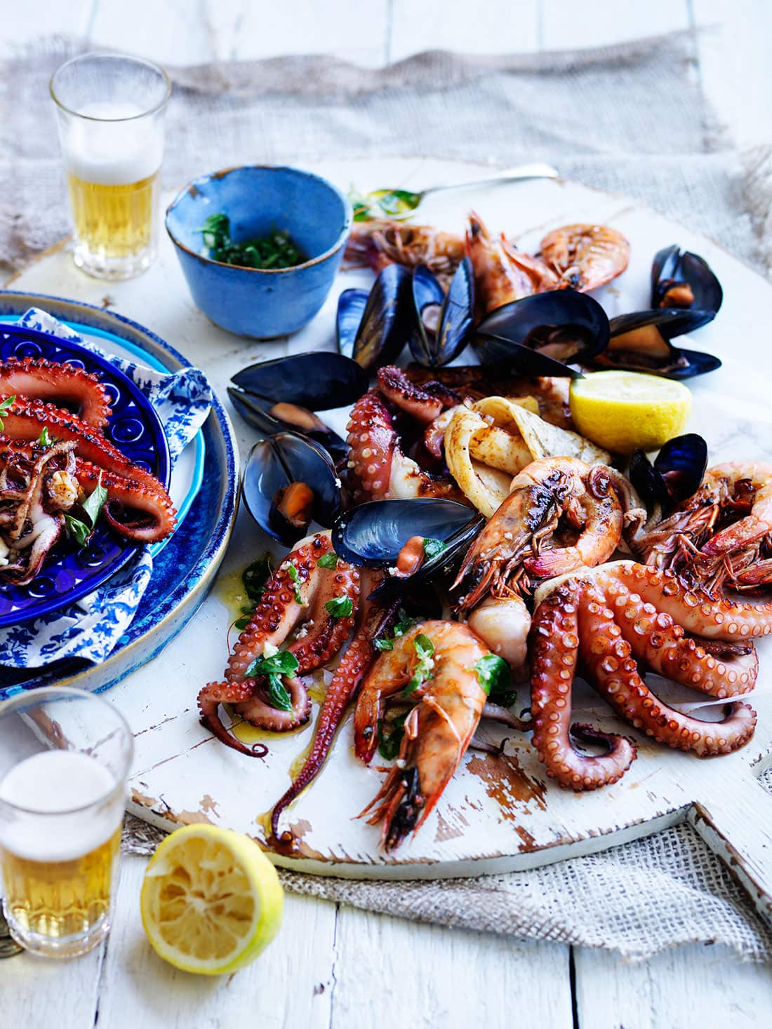 thalassina-sta-karvouna-grilled-seafood.jpg