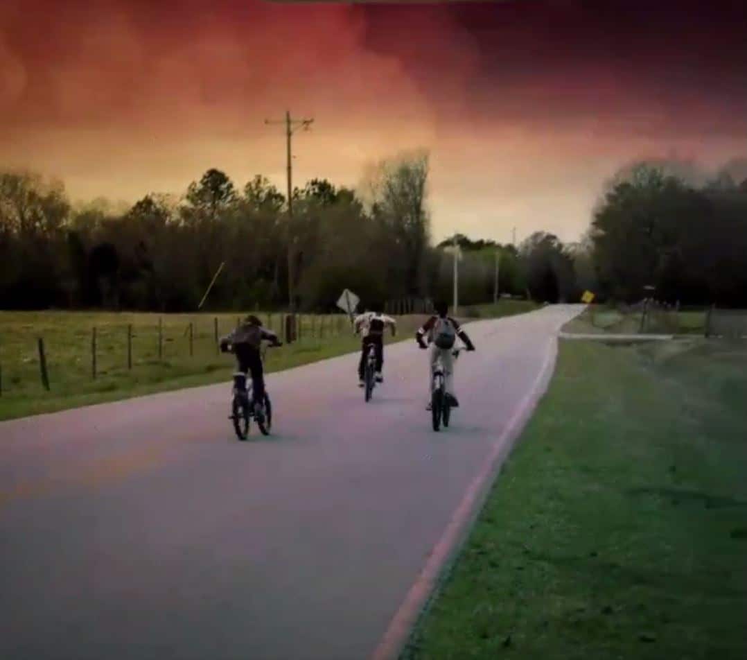 stranger things bikes