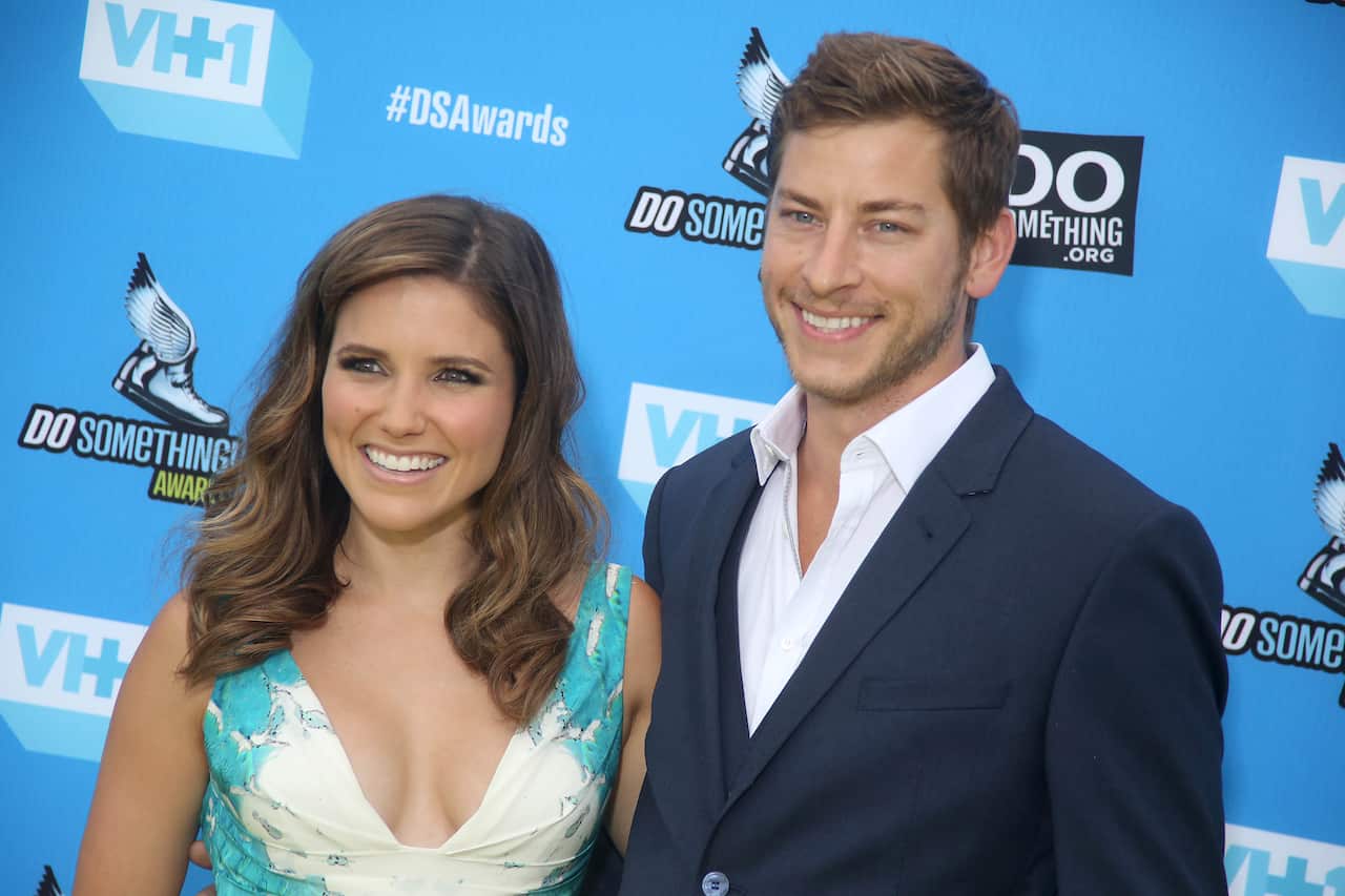 Quake triggered avalanche kills Google engineer