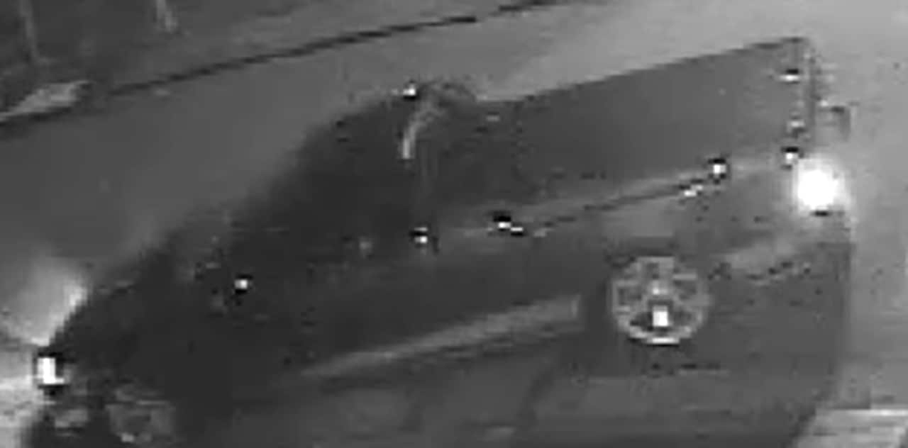 CCTV image showing a dark coloured Ford XR6 ute.