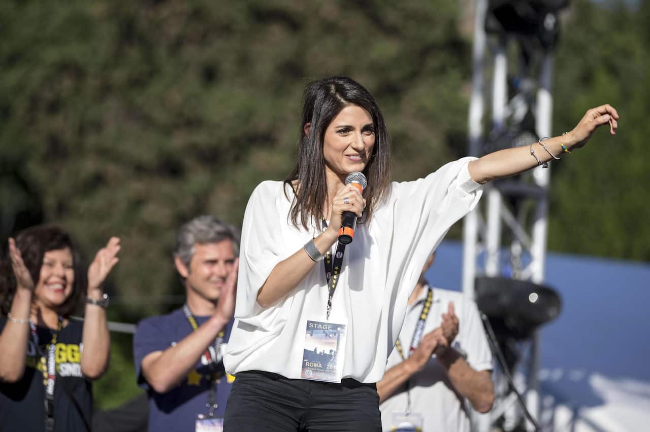 Virginia Raggi waves during a election campain rally in Rome, Italy, 03 June 2016. 