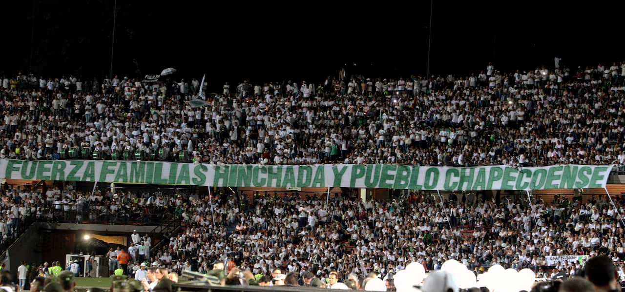 fans mourning