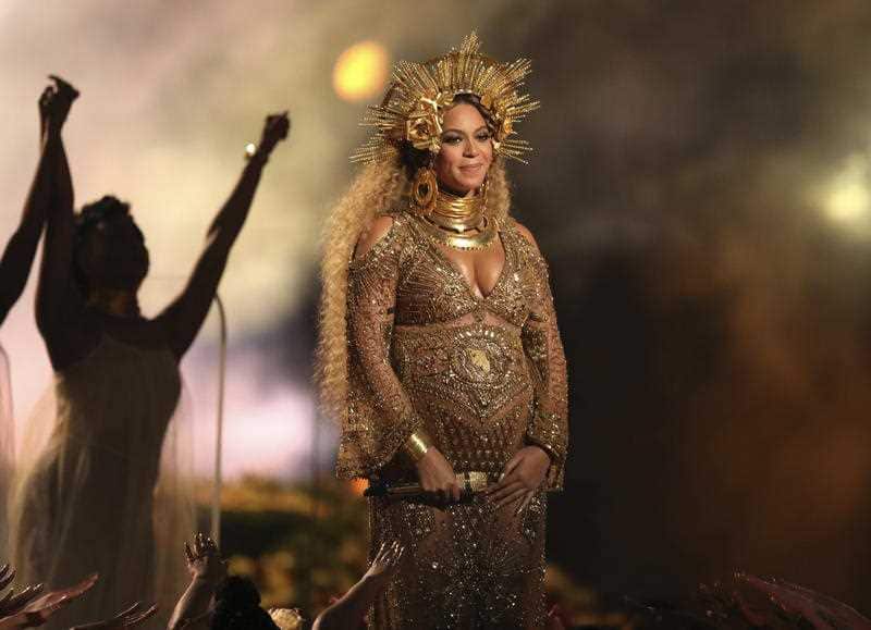 Beyonce Grammys performance