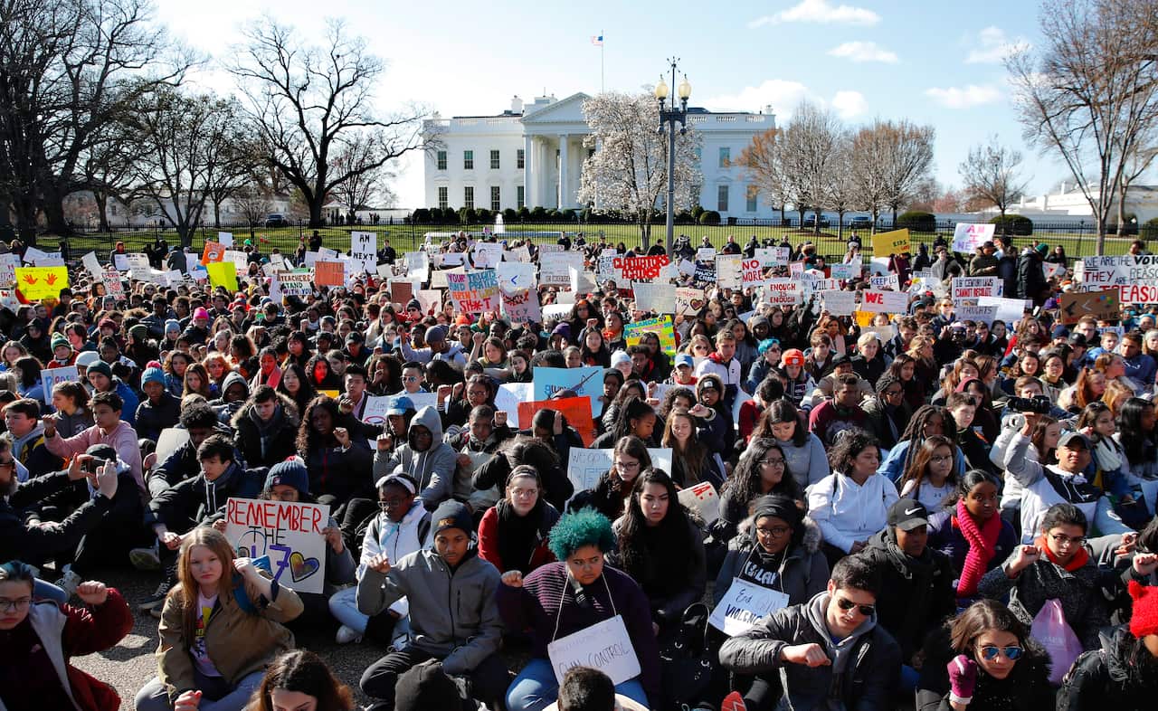 Students rally outside the White House