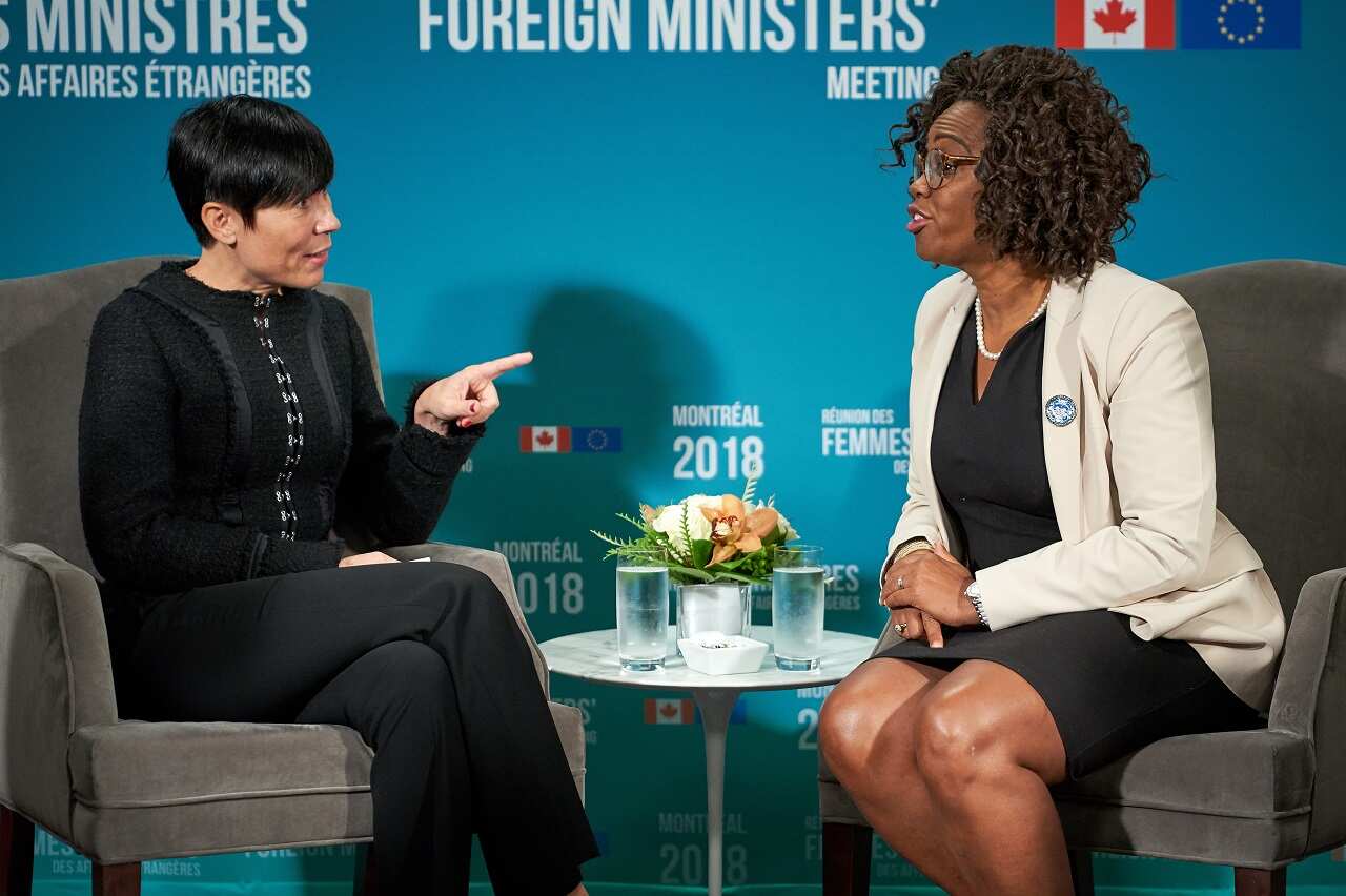 Ine Eriksen Soreide (L), Minister for Foreign Affairs of Norway, meets Costa Rican First Vice President and Foreign Minister Epsy Campbell Barr (R).