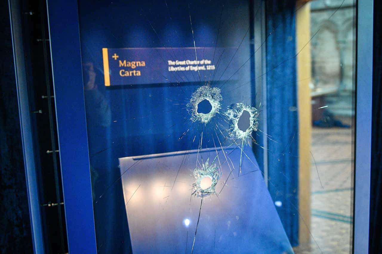 People have tried stealing the Salisbury Cathedral Magna Carta before.