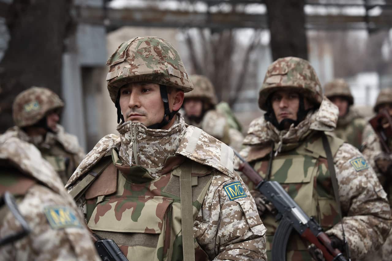 Tajik CSTO peacekeepers protect Power Plant No 1 in Almaty. 