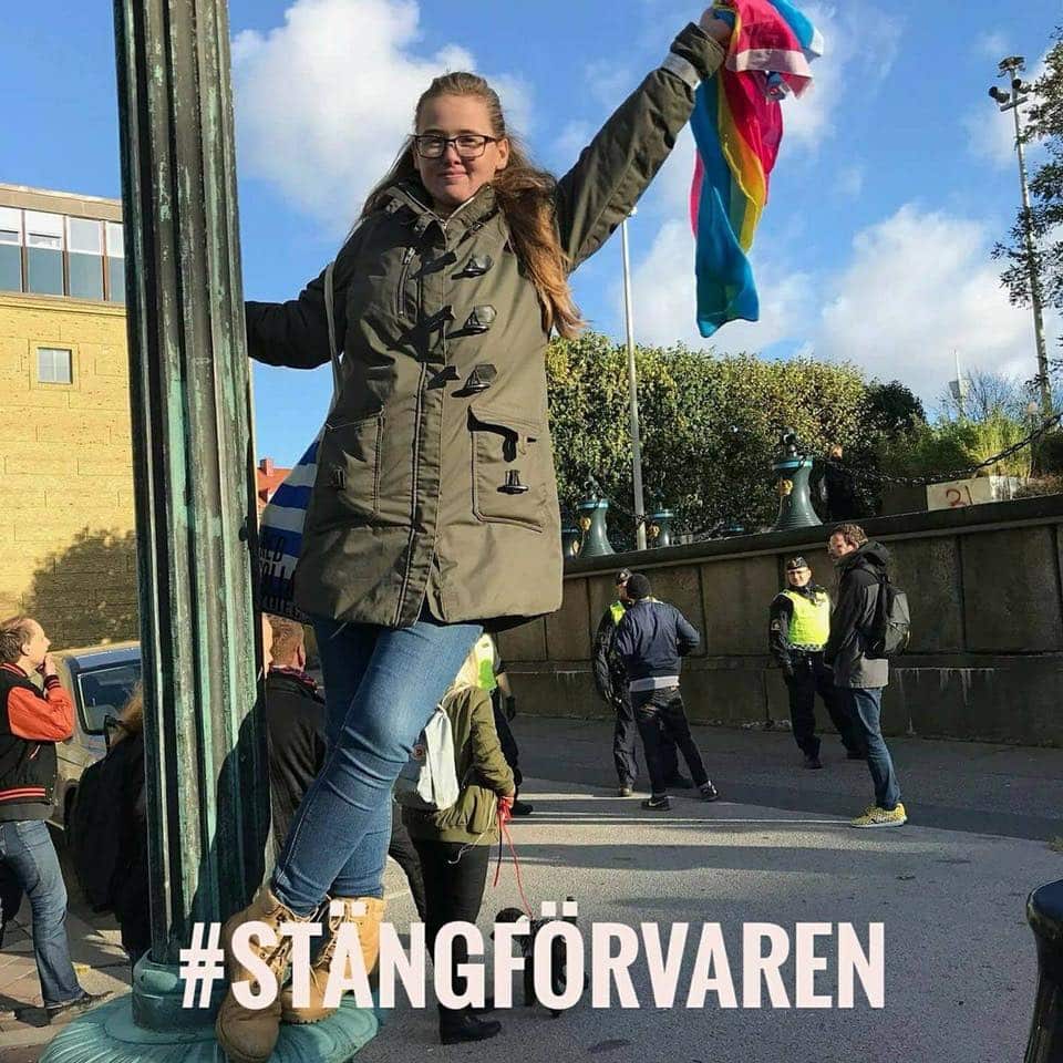 Elin Ersson refused to sit down on the flight, stopping the deportation of a man.