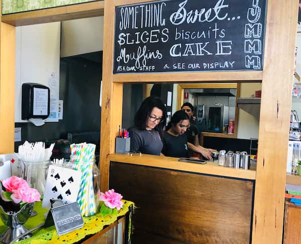 This cafe in Melbourne is run entirely in Australian sign language ...
