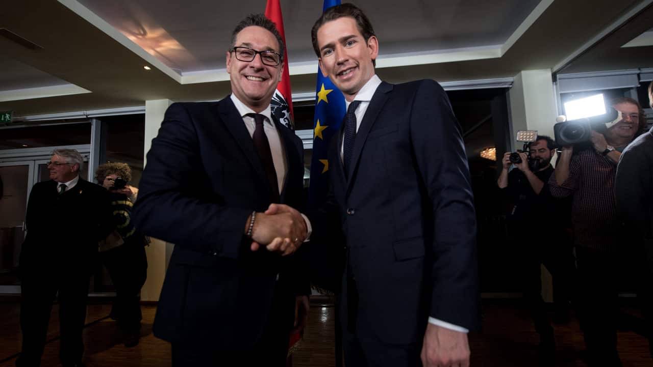 Sebastian Kurz (R) and Heinz-Christian Strache.