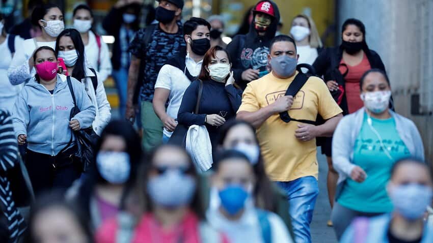 People with Facemask