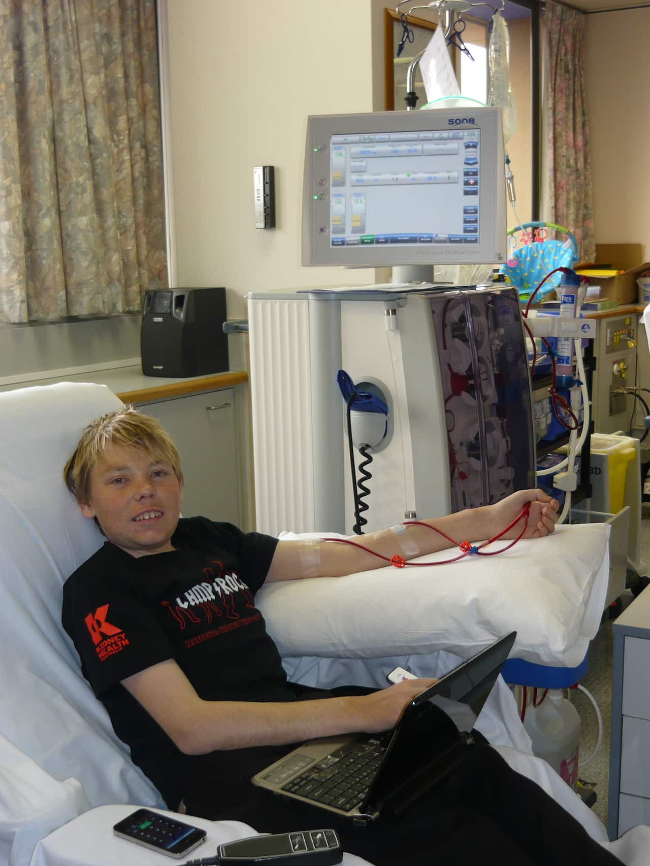 Kidney transplant recipient Grant Monks in hospital in Melbourne.