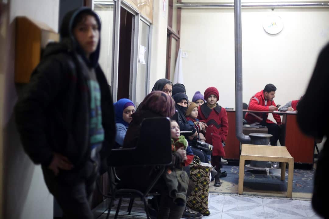 SARC and ICRC started the evacuation of the 29 cases of critically-ill from Eastern Ghouta to Damascus.