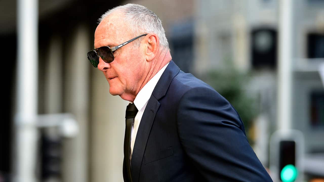 Chis Dawson arrives at Downing Centre Local Court in Sydney, Thursday, June 20, 2019. Dawson, who was extradited from Queensland, is accused of murdering his wife Lynette in 1982. (AAP Image/Dean Lewins) NO ARCHIVING