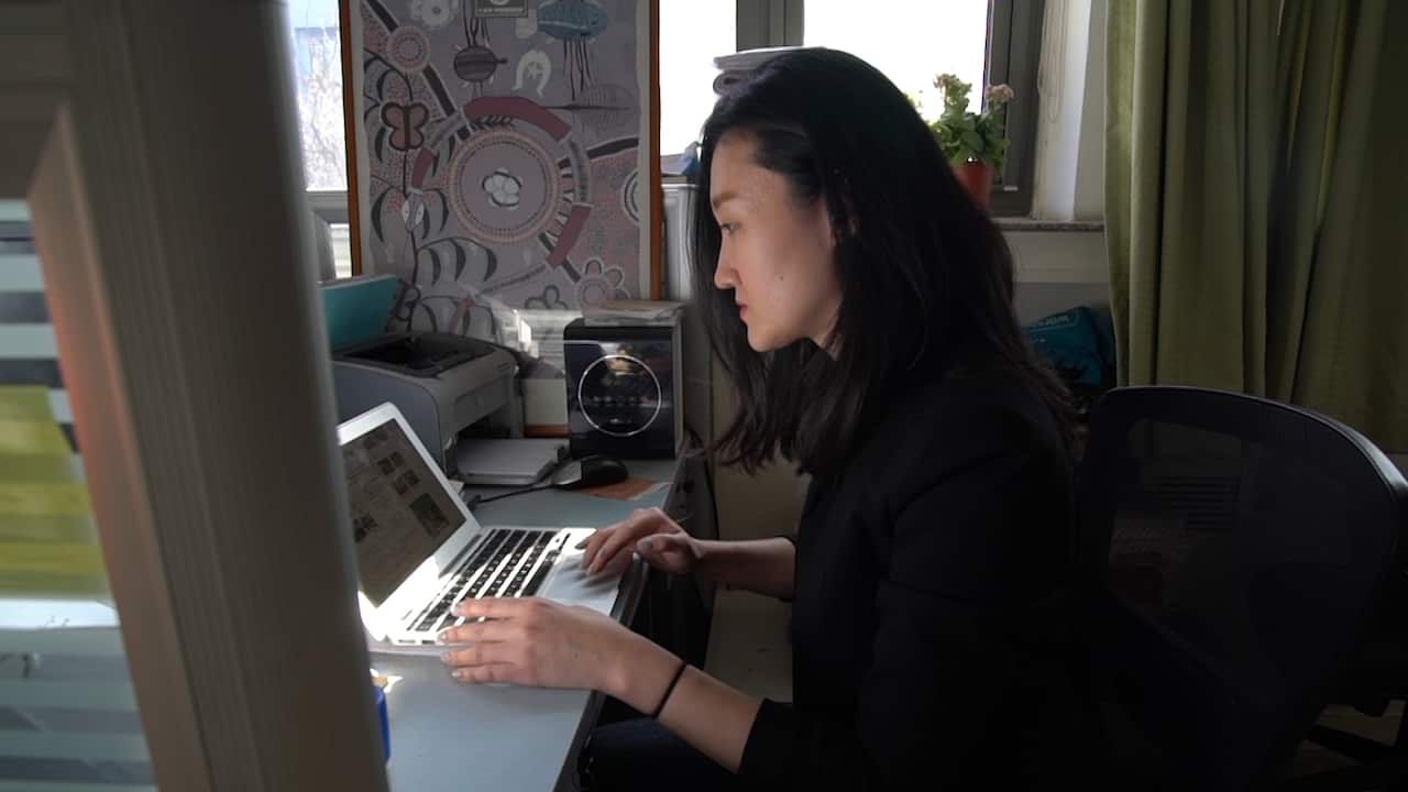 Diane Hu at the Australian Studies Centre at Beijing Foreign Studies University