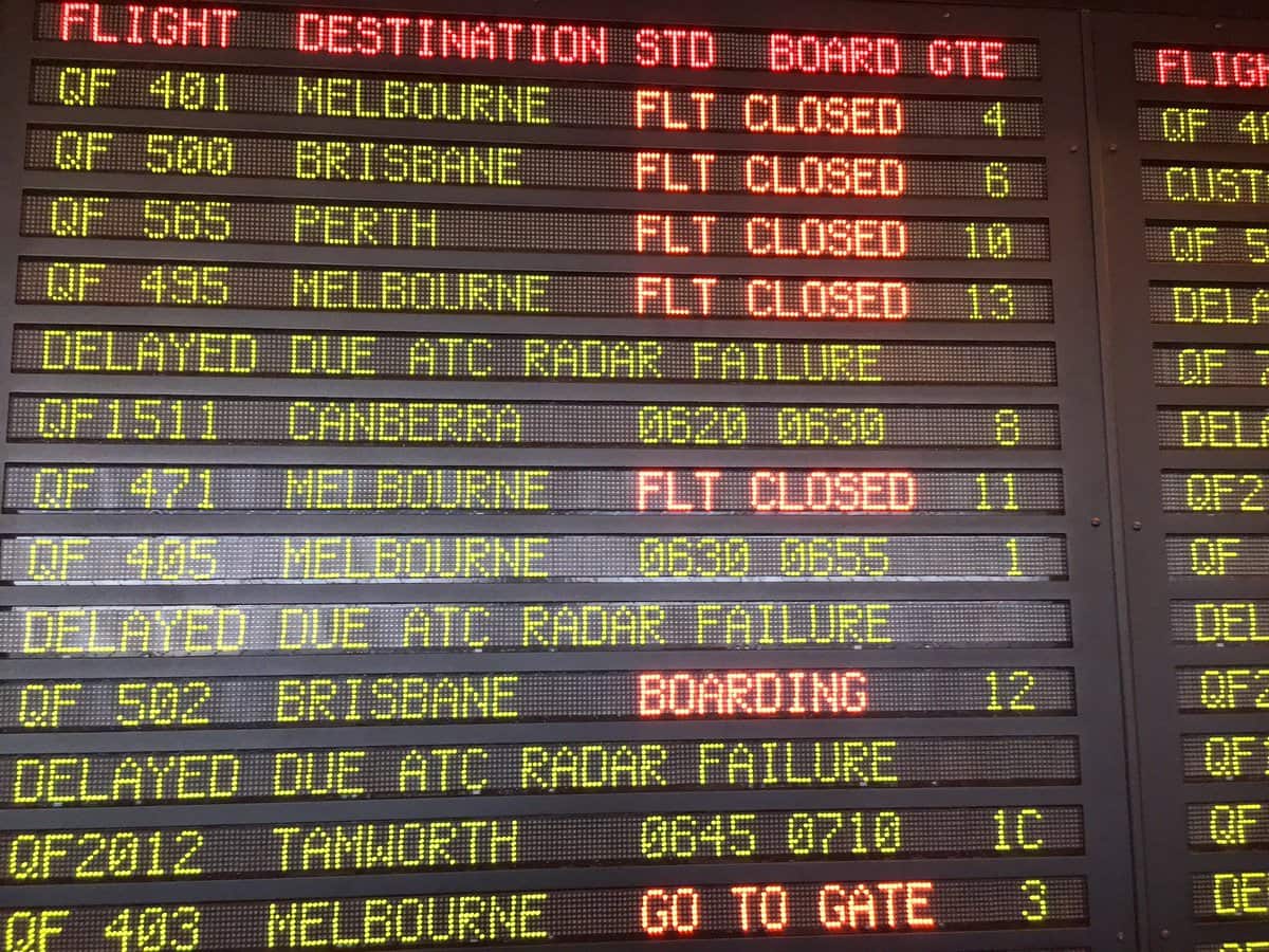 Delays at Sydney Airport following power outages.