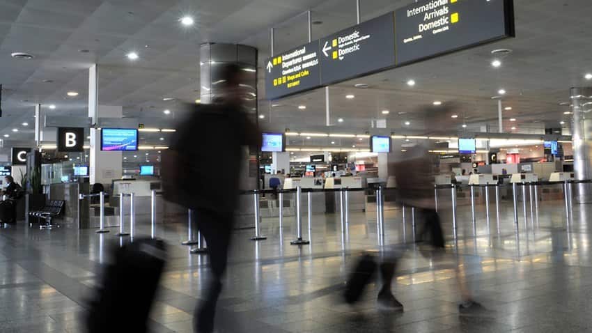 airport interior 