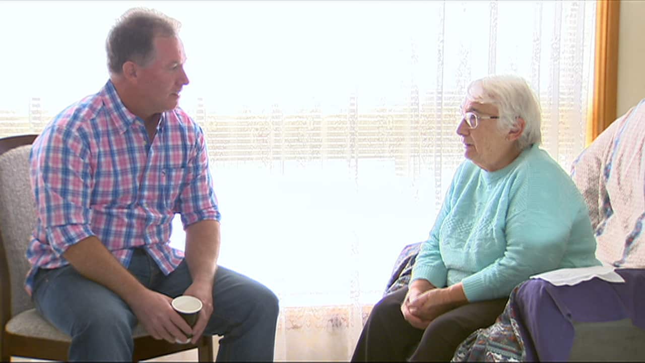 Flora Morrison and Volunteer Darren Laing - SBS