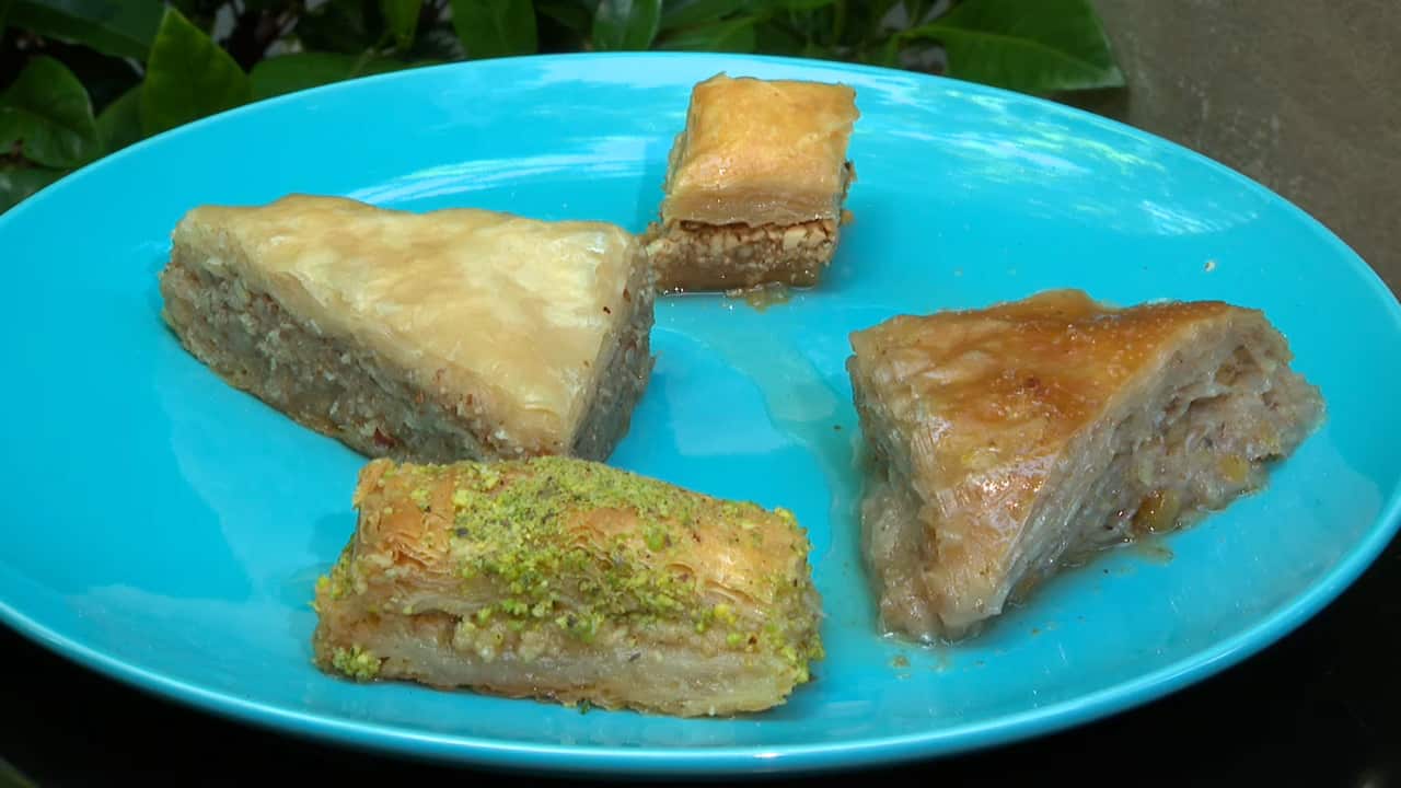 From front Turkish, (left) Greek, (back) Lebanese, (right) Macedonian