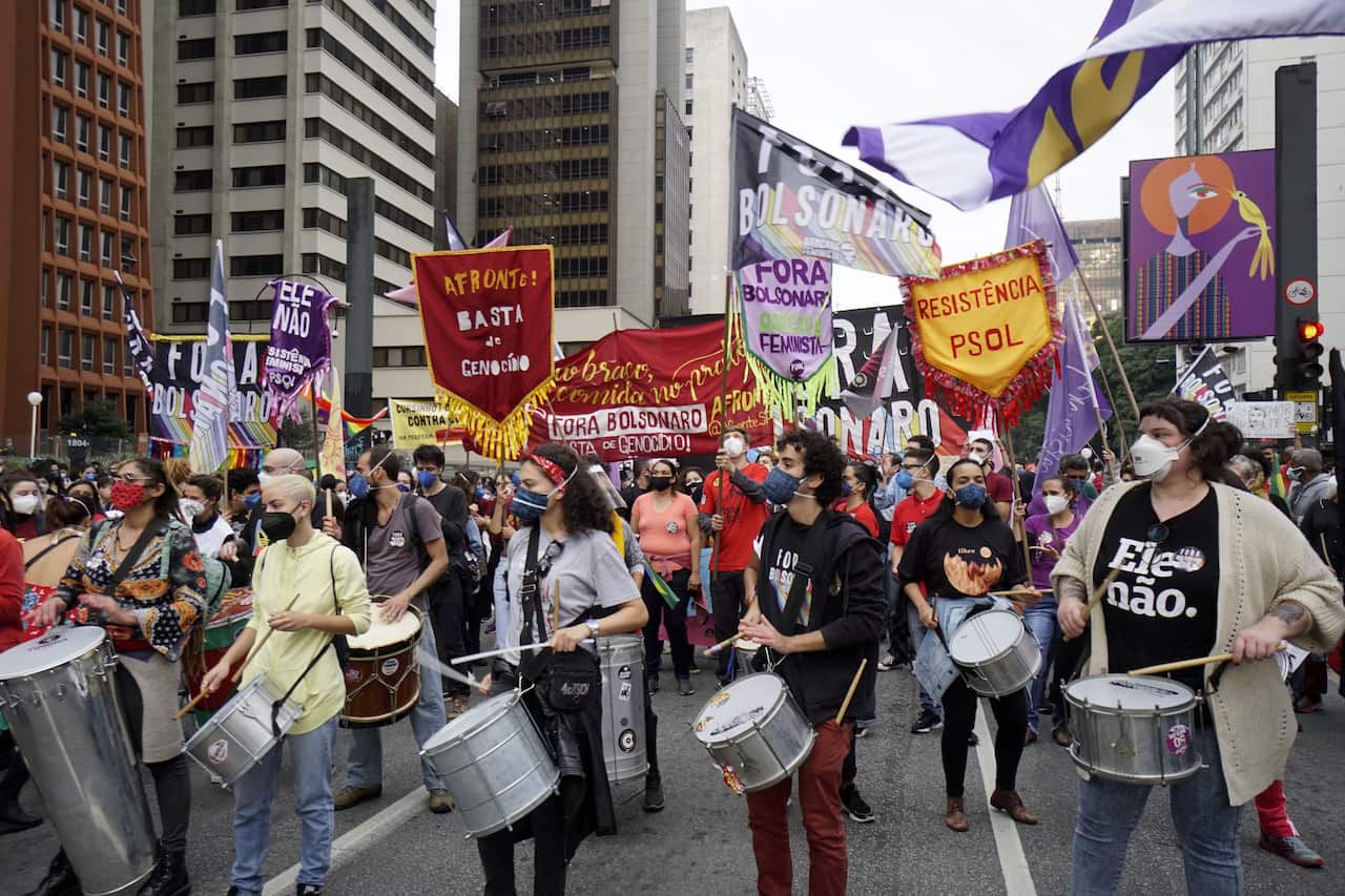 Brazil hits 500,000 COVID-19 deaths amid nationwide protests