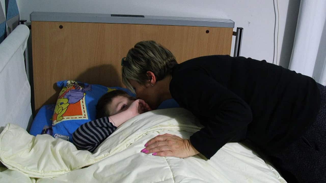 Shirley kisses Caleb goodnight, but when the two carers go home, she now struggles to look after him if he needs her during the night.