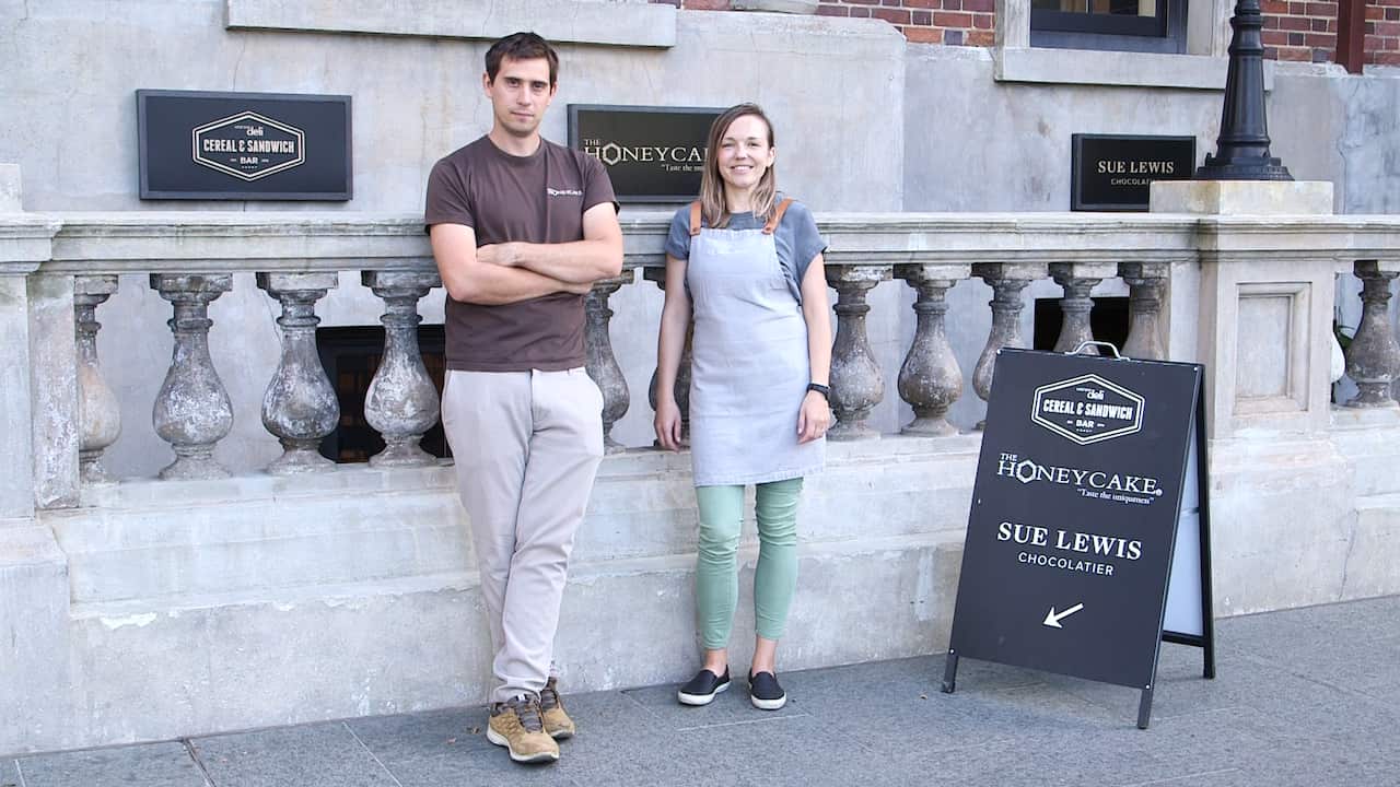 Simona Kapounova and George Blazenec, founders of The Honeycake.