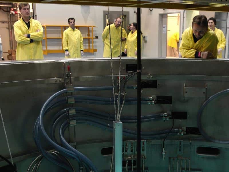 Sydney's Lucas Heights facility fails to meet modern nuclear safety standards, a report has found.