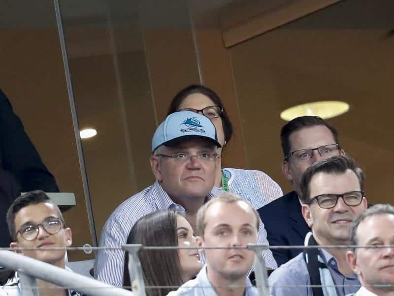 Prime Minister Scott Morrison will wait another week before calling a federal election. 