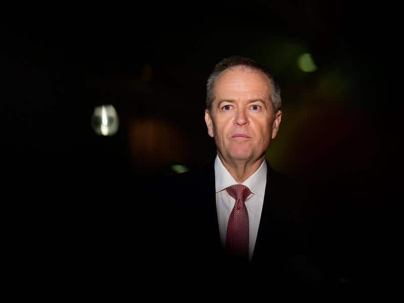 "We've lost a favourite son," says Bill Shorten on the death of former Labor PM Bob Hawke. 