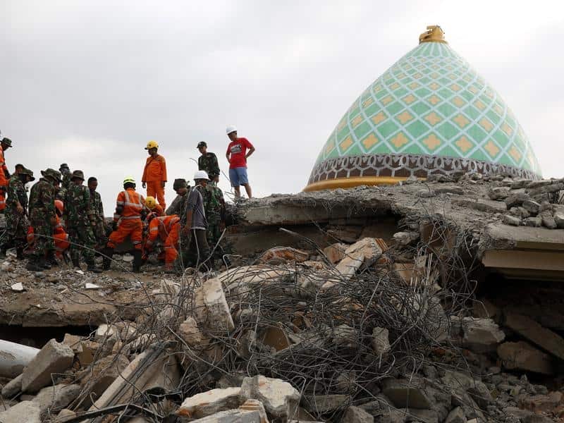 The  Indonesian island of Lombok has been battered by earthquakes.