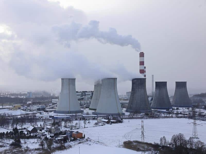 Fossil fuels usage needs to stop in 40 years in order to keep global warming below 1.5C.