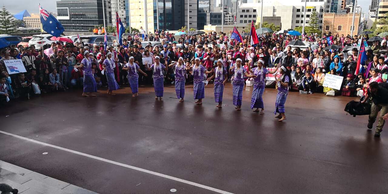 Burma myanmar minorities ethnic kachin karen