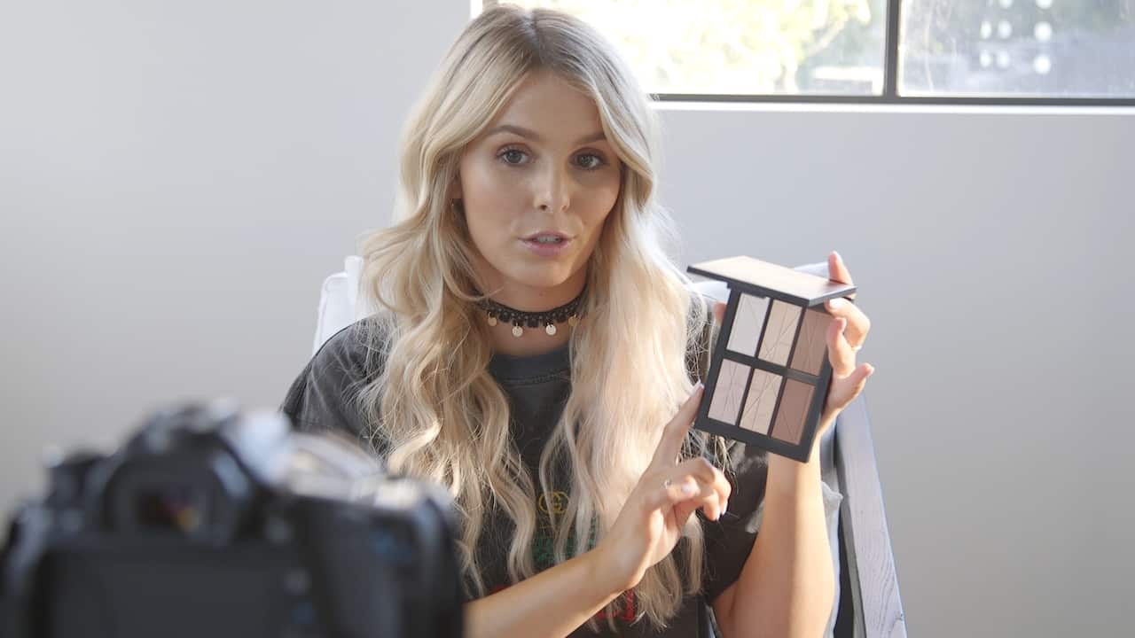 Brook started her vlogs to connect with other hair and beauty enthusiasts.