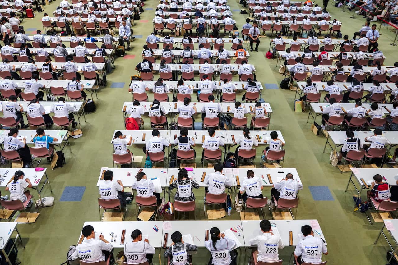 Row after row of "soroban" competitors in Kyoto.