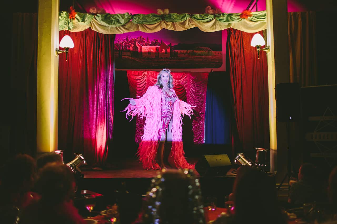  A drag performance