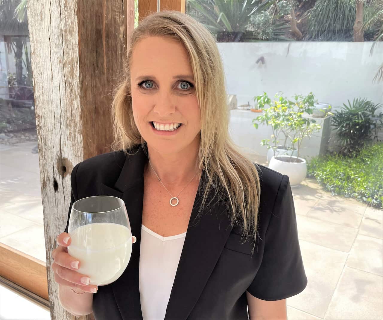 Goat milk formula suits some with lactose sensitivity.