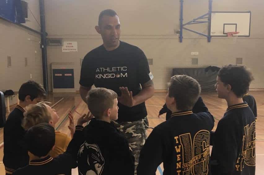 Kaliova Seleiwau talks to children about overcoming difference.