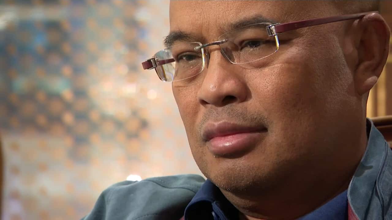 Desmond Junaidi Mahesa