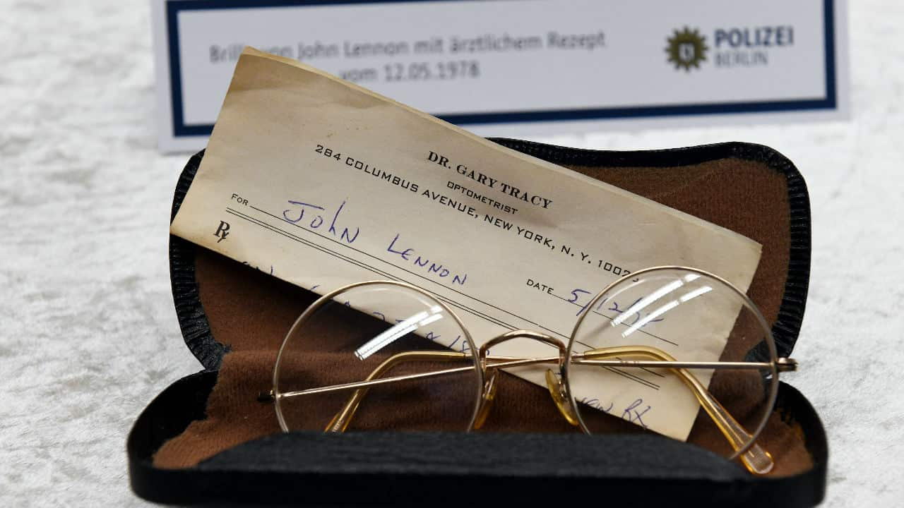 German police recover Lennon items 'stolen by Yoko Ono's driver