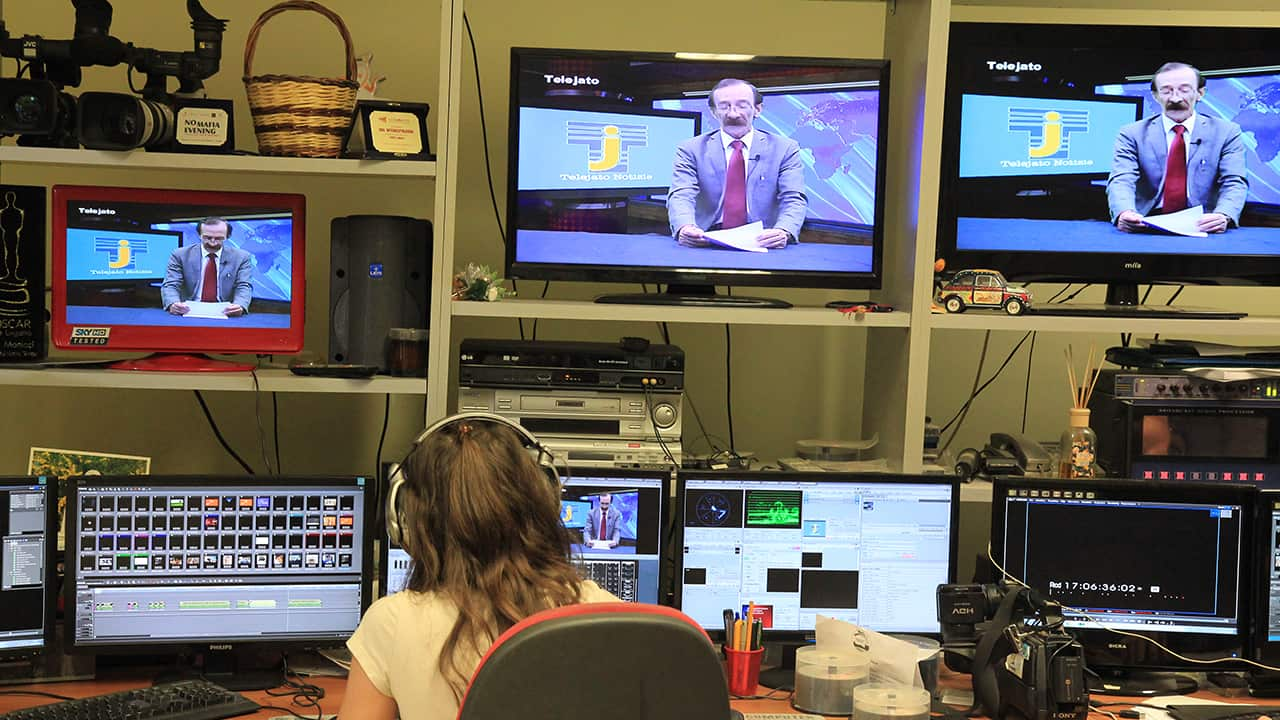 Pino Maniaci reads one of his anti-mafia bulletins at the Telejato studio.