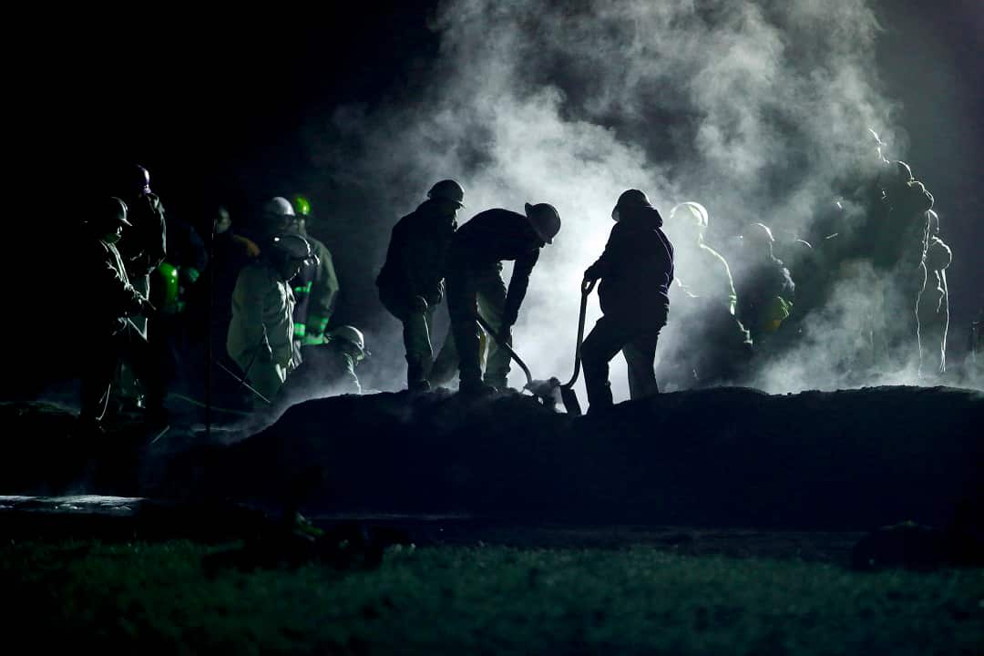A huge fire exploded at a pipeline leaking fuel in central Mexico on Friday, as locals were collecting the spilling gasoline in buckets and garbage cans, officials said.