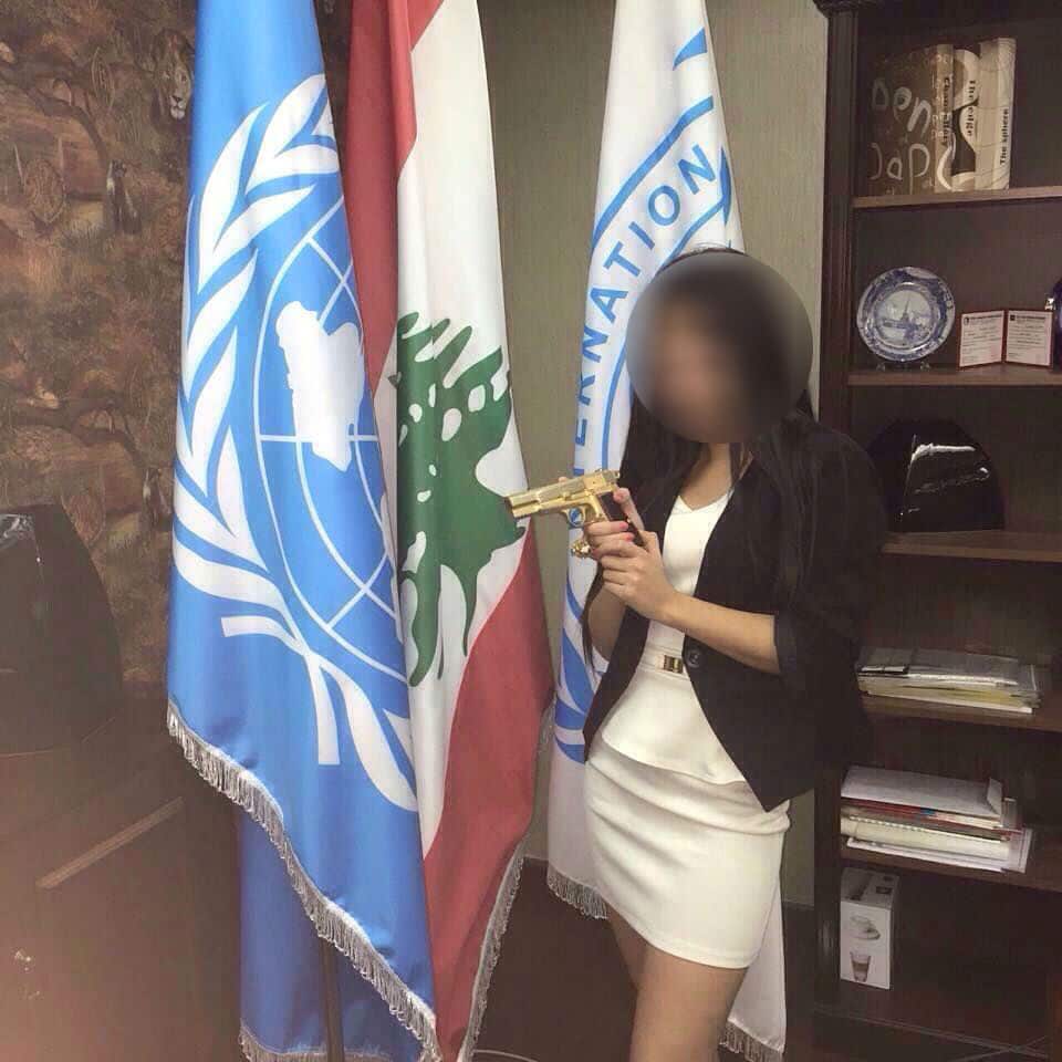 Model with gun