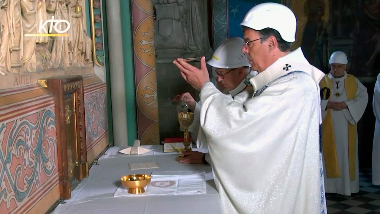Michel Aupetit, Archbishop of Paris, celebrates the first Mass in the cathedral.