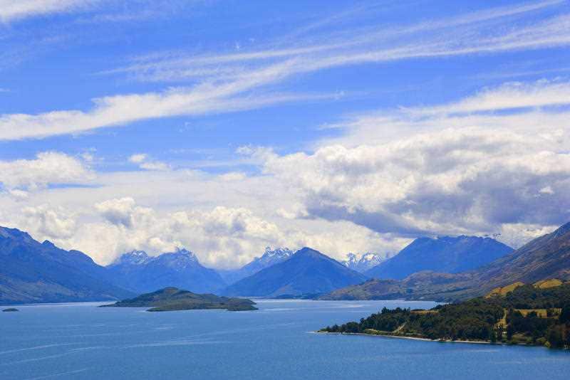 An Australian has been found alive on NZ's Mount Aspiring.