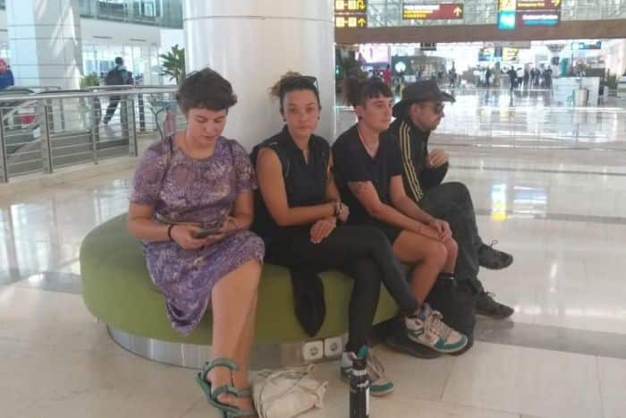 Four Australians to be deported from Papua.