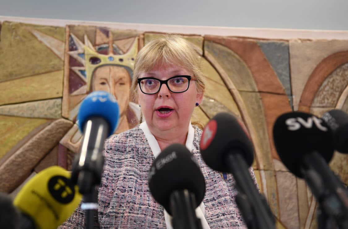 Prosecutor Eva-Marie Persson comments on Uppsala District Court's decision not to detain Wikileaks founder Julian Assange during a press briefing in Uppsala, Sweden, 03 June 2019 (AAP)